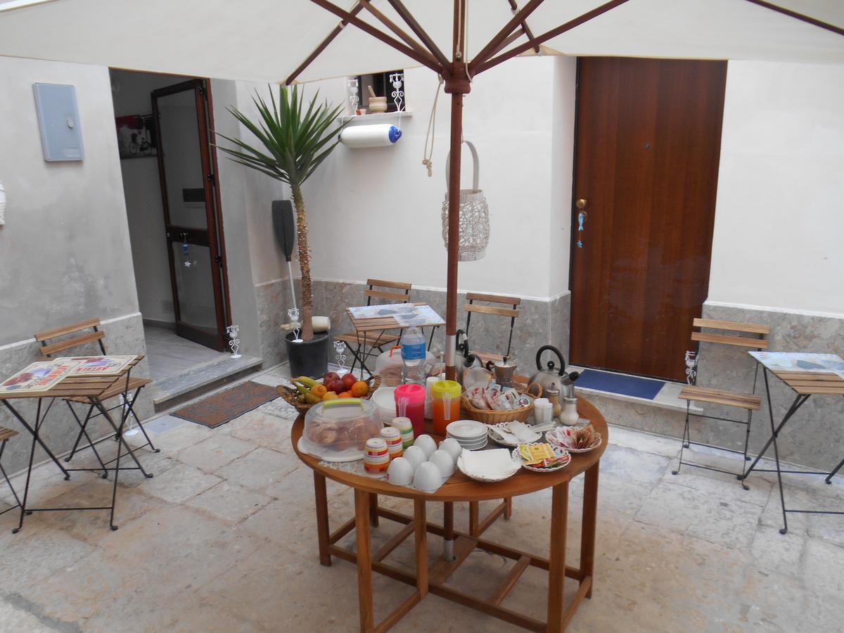 Apartmán La Corte Dei Naviganti Trapani Exteriér fotografie